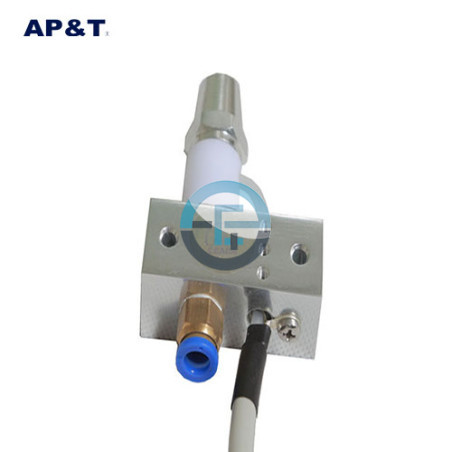 AP-AC2454-A AC Ionising Air Nozzle Point to Surface – Eurostat